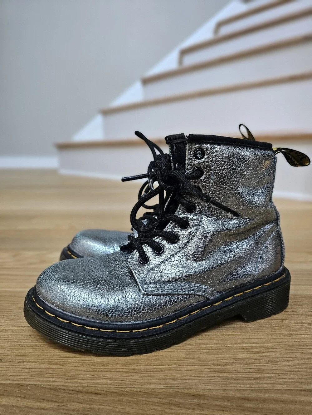 Dr. Martens us 13